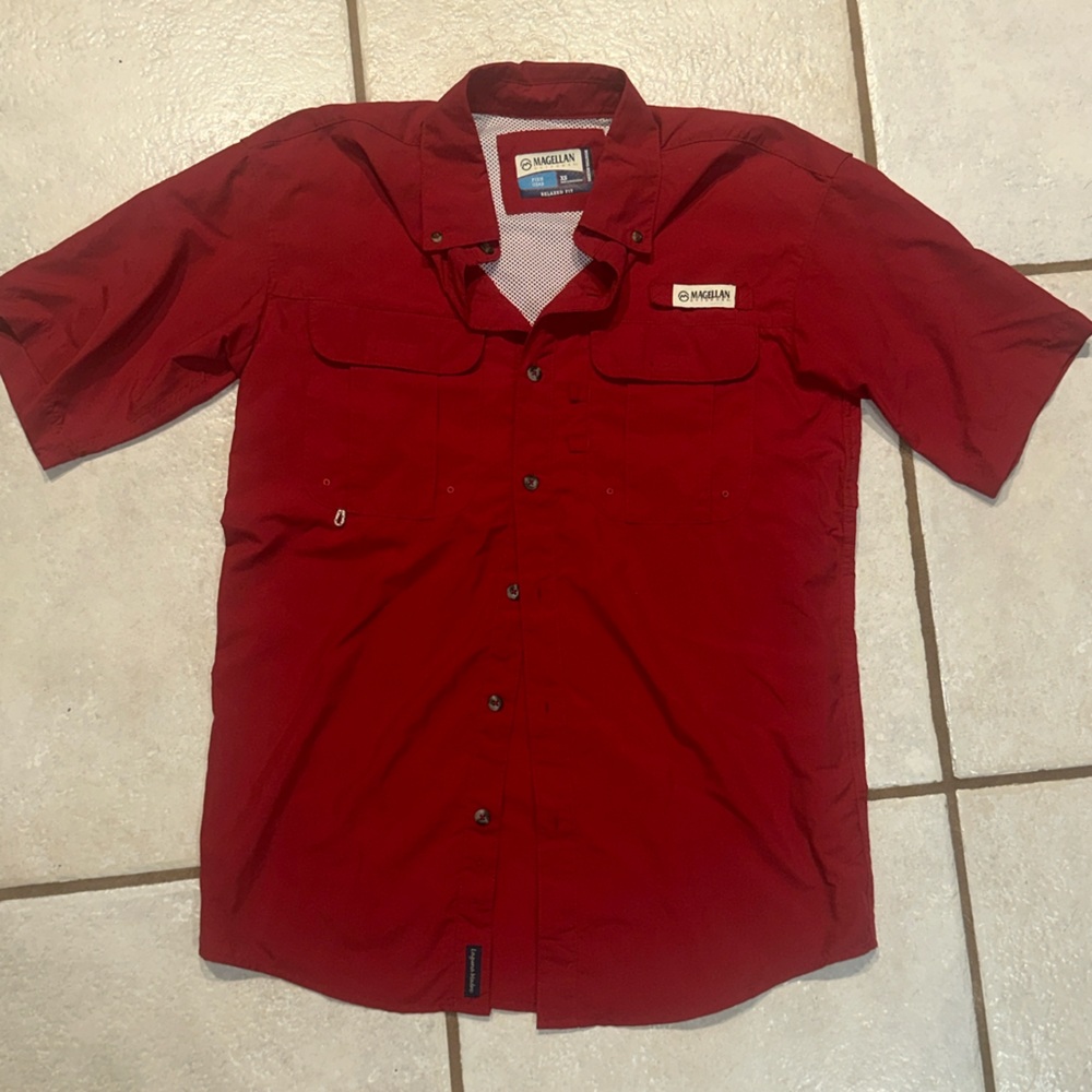 Magellan Outdoors Red Casual Button Down Shirt
